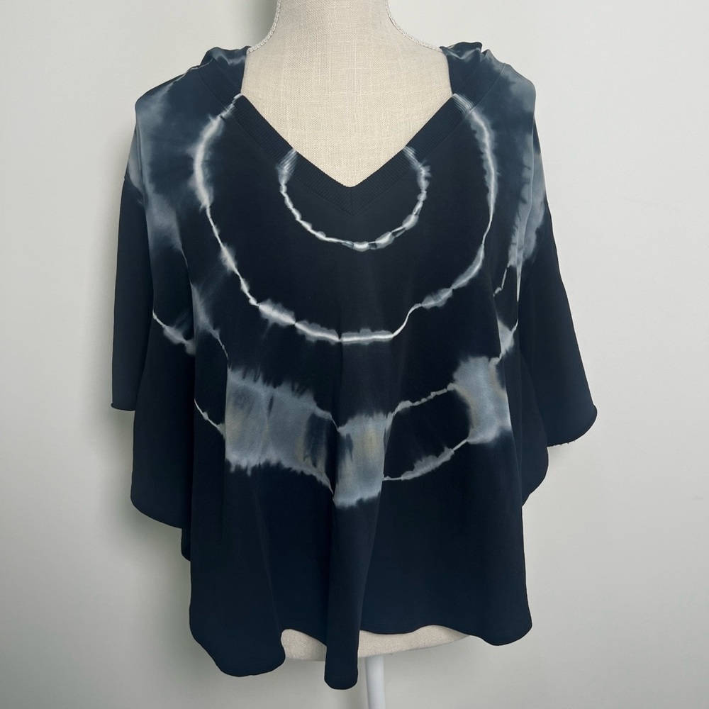 90’s Black and Gray Tie-Dye Women's Hooded Poncho
